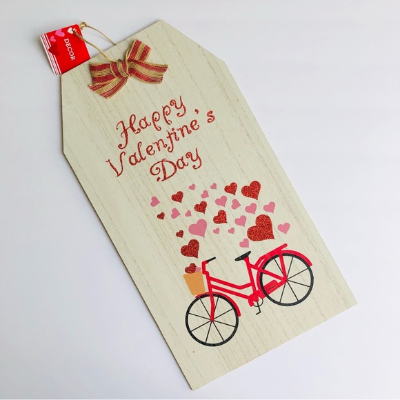 Happy Valentine’s Day Decor Sign - Picture 9 of 10